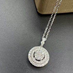 Shiny round plate zircon pendant necklace